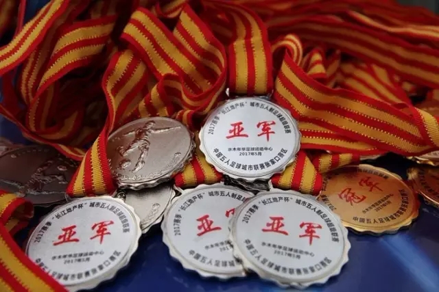 切尔西老将引援背后的思考与调整